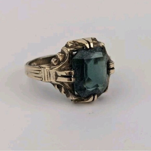 clark & coombs Jewelry - Antique 1900’s 14k Ring w/ Sapphire Glass Blue Stone